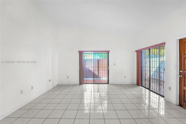 6671 SW 137th Ct 7-A, Miami, FL 33183