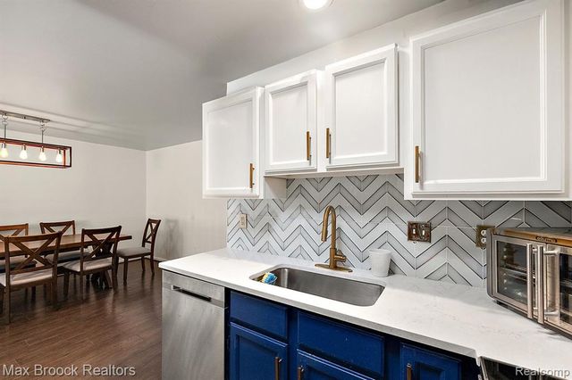 1538 Maryland Club Drive, Royal Oak, MI 48067