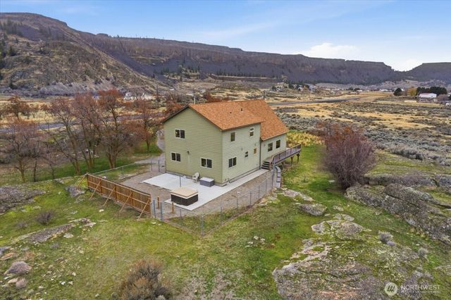 56082 Hwy 155 N, Electric City, WA 99123