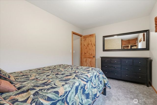 56082 Hwy 155 N, Electric City, WA 99123