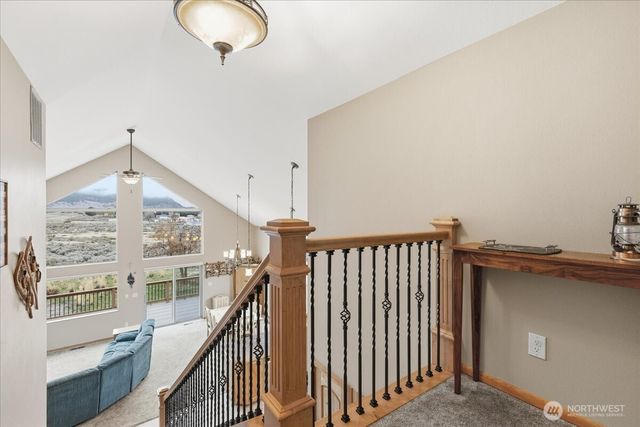 56082 Hwy 155 N, Electric City, WA 99123