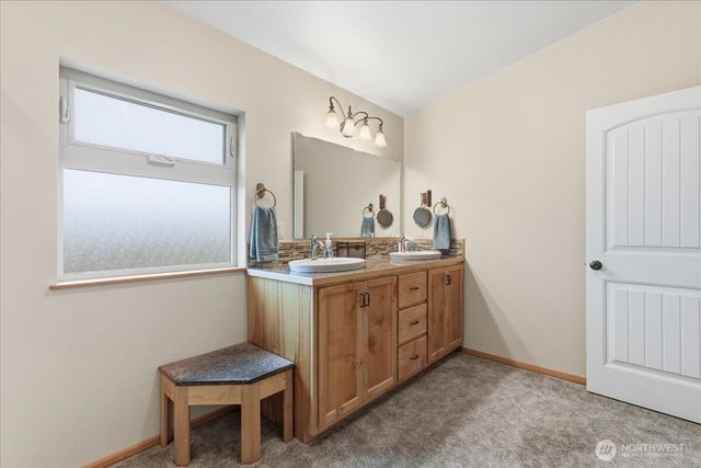 56082 Hwy 155 N, Electric City, WA 99123