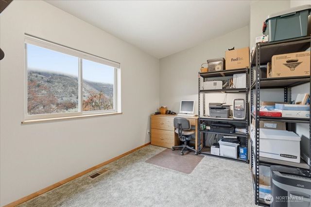 56082 Hwy 155 N, Electric City, WA 99123