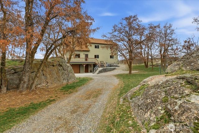 56082 Hwy 155 N, Electric City, WA 99123