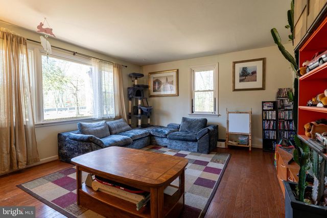 239 DUTCH RD, Marlton, NJ 08053