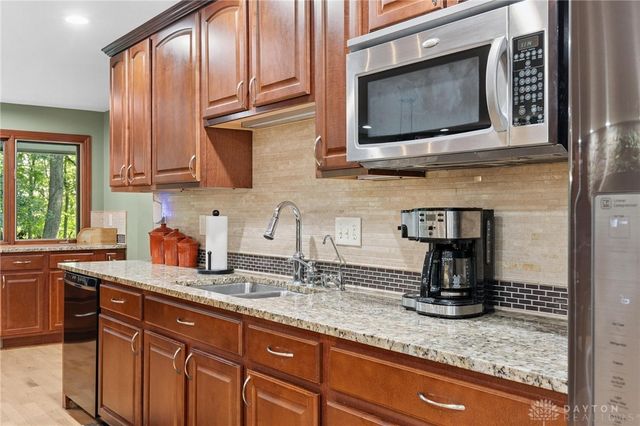 2780 E Spring Valley Pike, Washington Twp, OH 45458