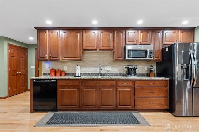 2780 E Spring Valley Pike, Washington Twp, OH 45458