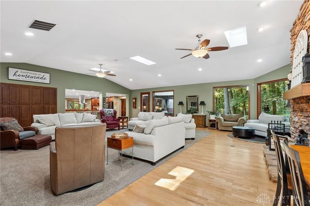 2780 E Spring Valley Pike, Washington Twp, OH 45458