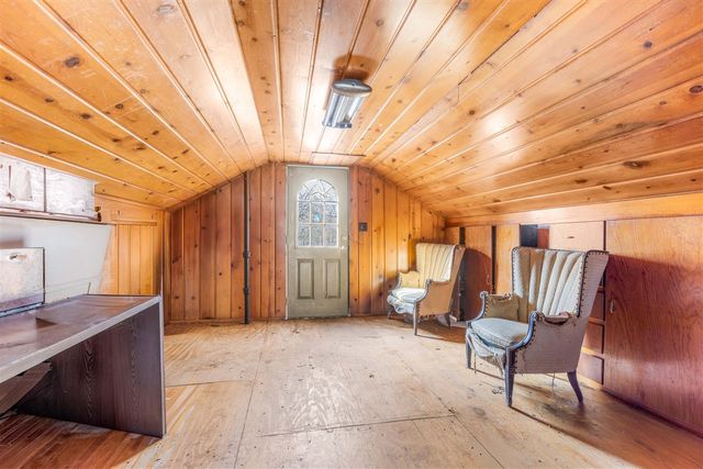 19760 11 Mile Road, Battle Creek, MI 49014