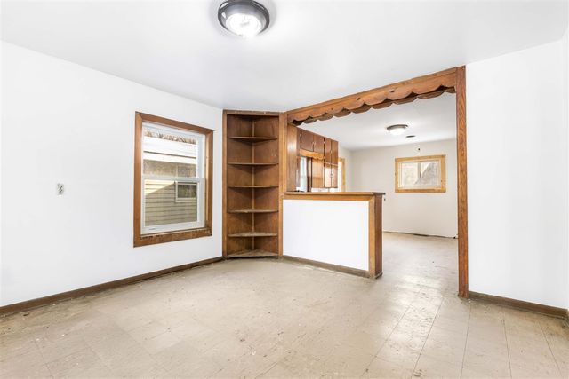 19760 11 Mile Road, Battle Creek, MI 49014