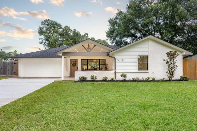 5318 Hialeah Drive, Houston, TX 77092