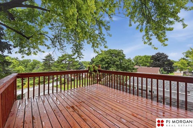 4012 N 95th Street, Omaha, NE 68134