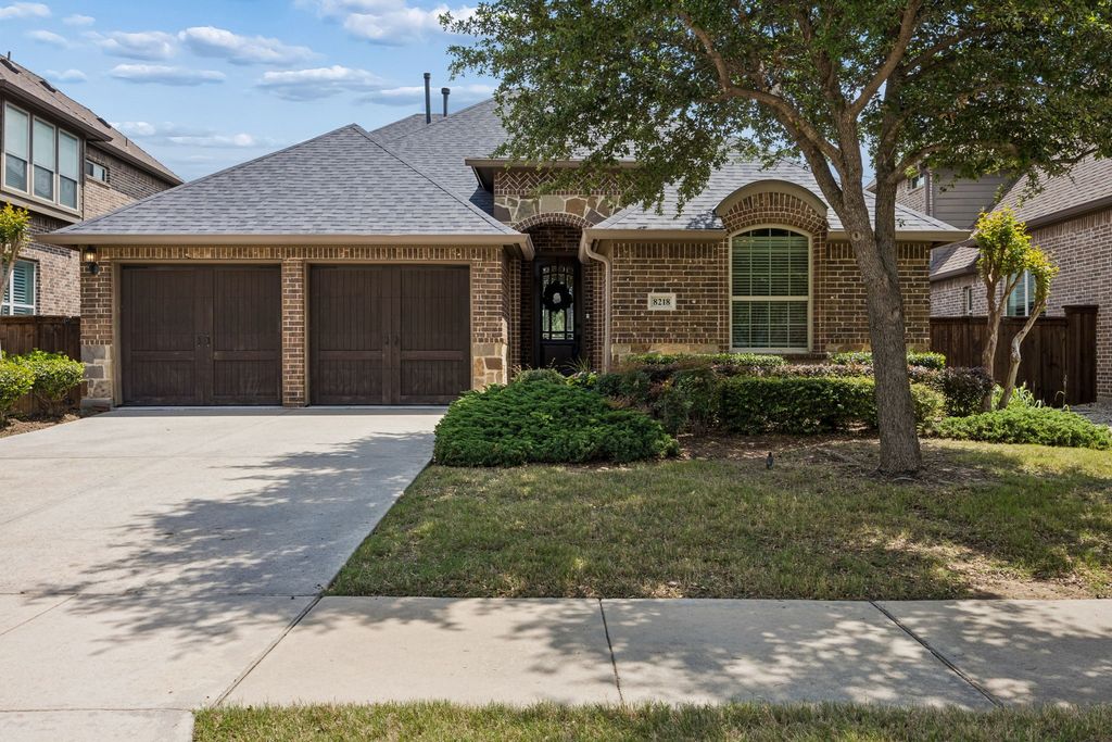 8218 Haltered Horse Lane, Frisco, TX 75036