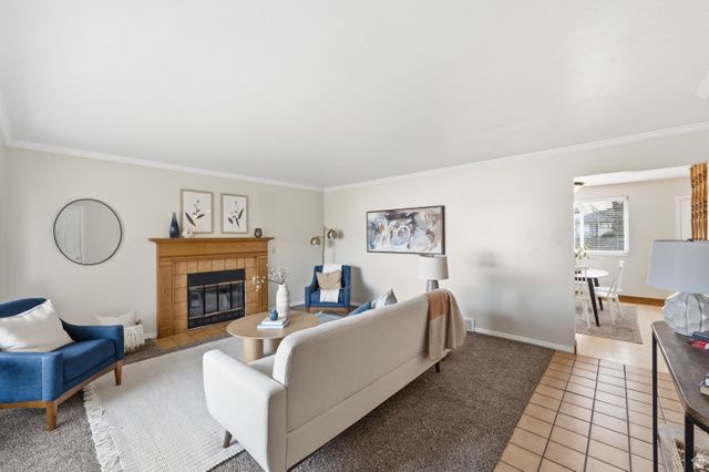 1650 E BUDDING DR, Sandy, UT 84092