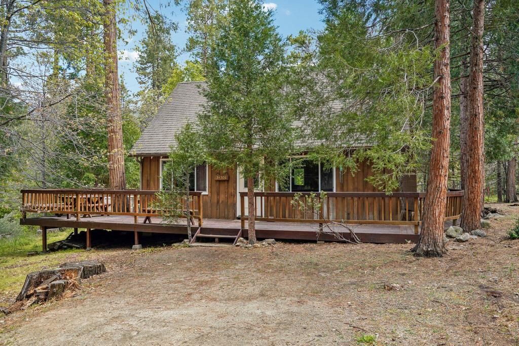 Image 26 of property listing at 54506 Marian View Drive, Idyllwild, CA 92549