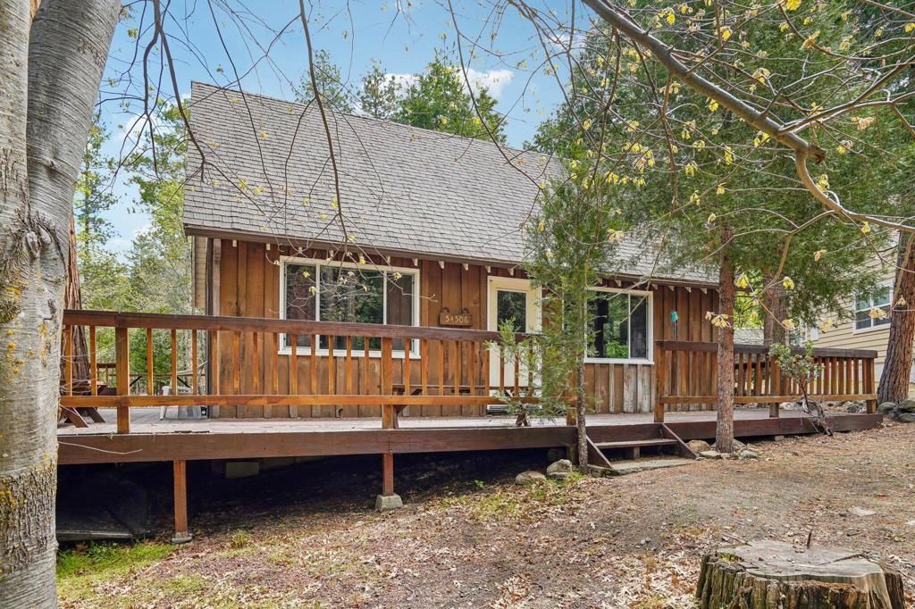 Image 27 of property listing at 54506 Marian View Drive, Idyllwild, CA 92549