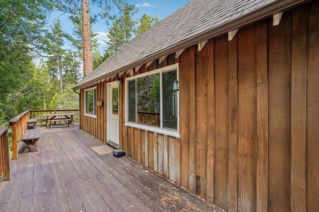 Image 30 of property listing at 54506 Marian View Drive, Idyllwild, CA 92549