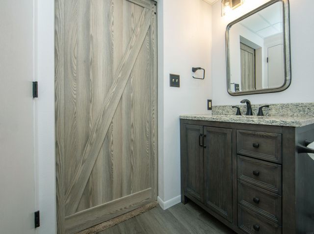 427 8th Ave SW Unit 10, Waverly, IA 50677