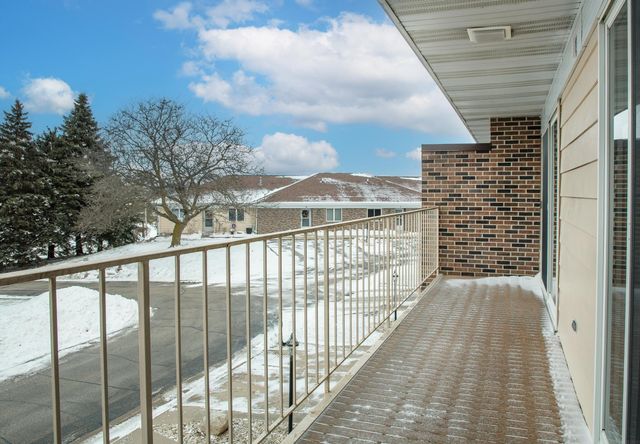 427 8th Ave SW Unit 10, Waverly, IA 50677