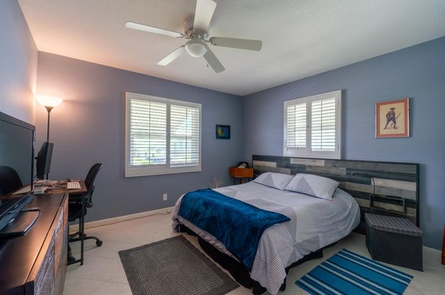 119 SW 9th Street, Boynton Beach, FL 33426