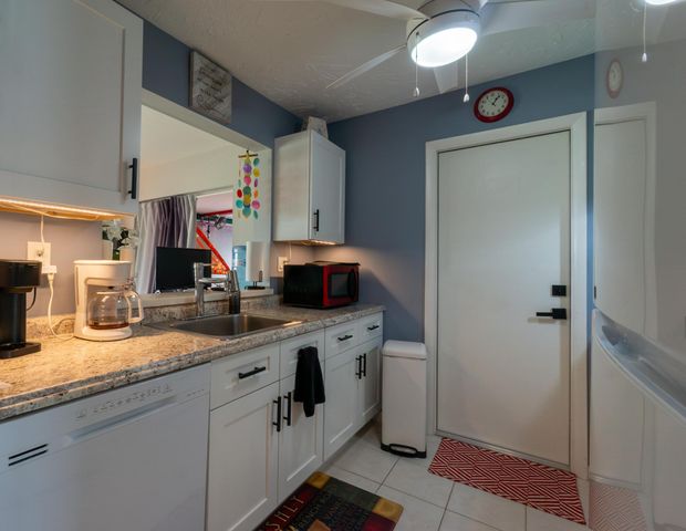 119 SW 9th Street, Boynton Beach, FL 33426