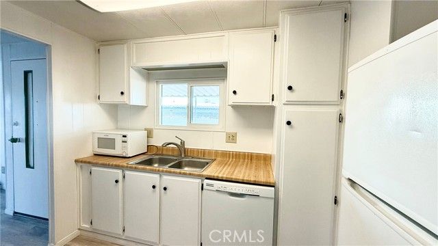 601 N Kirby 66, Hemet, CA 92545