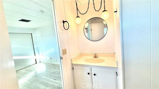 601 N Kirby 66, Hemet, CA 92545