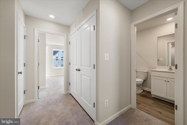 409 18TH AVE, Ranson, WV 25438