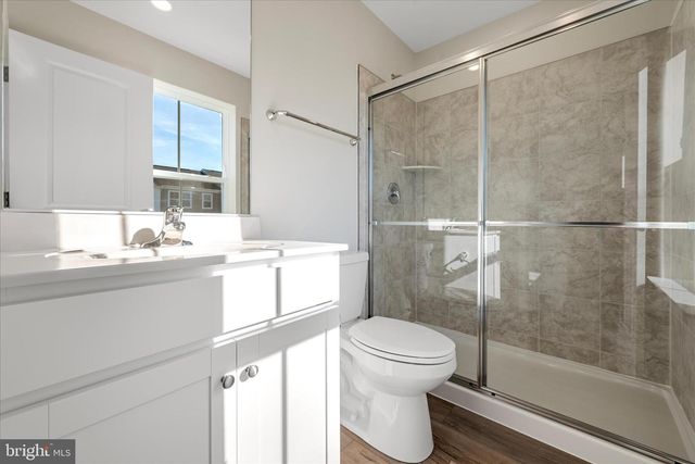 409 18TH AVE, Ranson, WV 25438