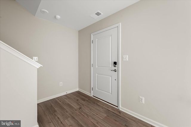 409 18TH AVE, Ranson, WV 25438