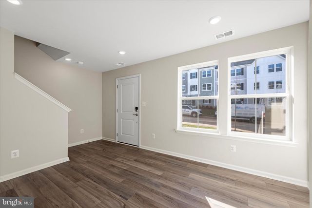 409 18TH AVE, Ranson, WV 25438