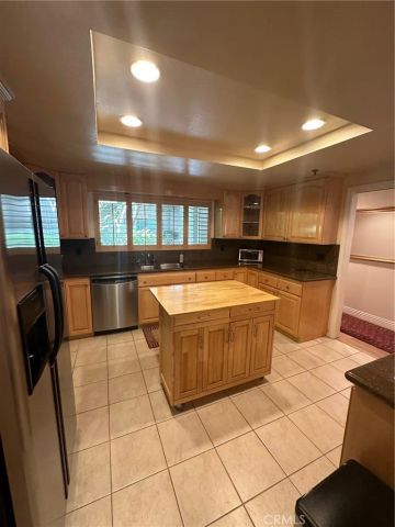 2706 Honolulu Avenue 111, Montrose, CA 91020