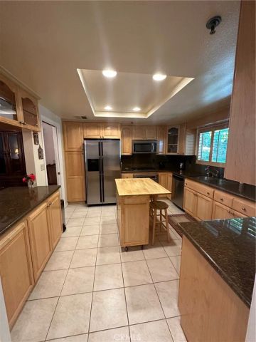2706 Honolulu Avenue 111, Montrose, CA 91020