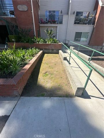 2706 Honolulu Avenue 111, Montrose, CA 91020