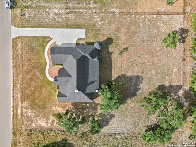 451 Stone Loop, Castroville, TX 78009