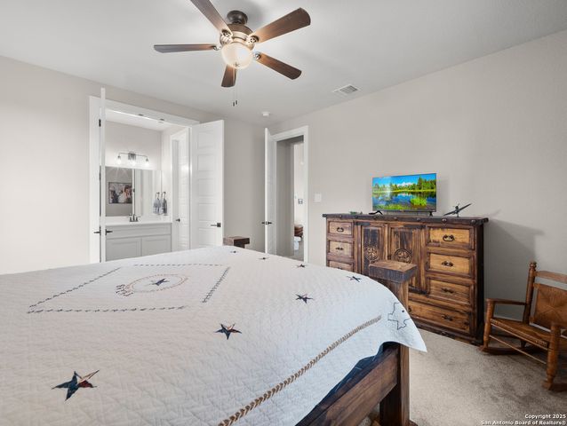 451 Stone Loop, Castroville, TX 78009