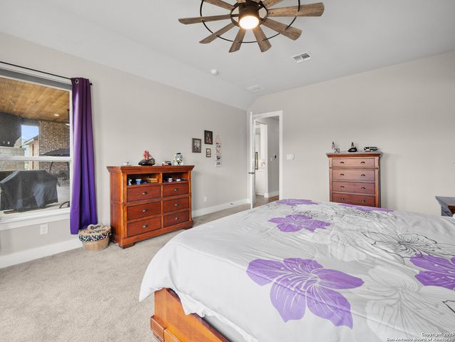 451 Stone Loop, Castroville, TX 78009