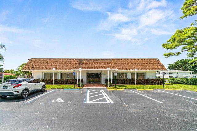 5074 Privet Place B, Delray Beach, FL 33484