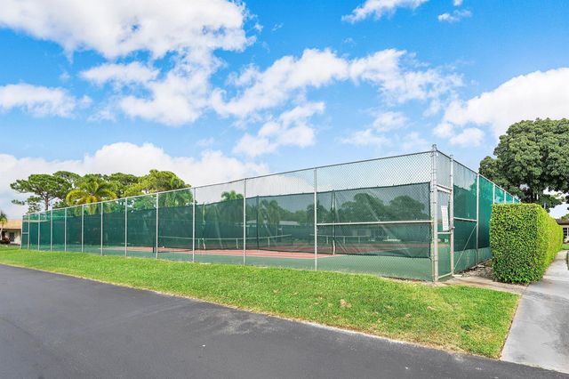 5074 Privet Place B, Delray Beach, FL 33484