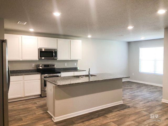 723 Amador Avenue, Fairhope, AL 36532