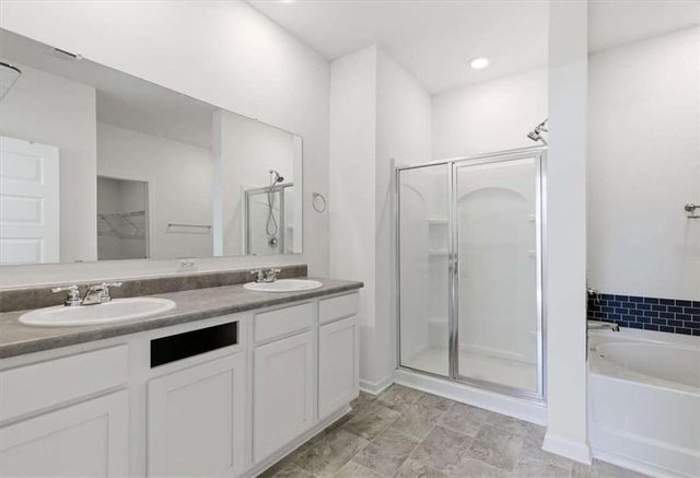 725 Whitman Lane, Stockbridge, GA 30281
