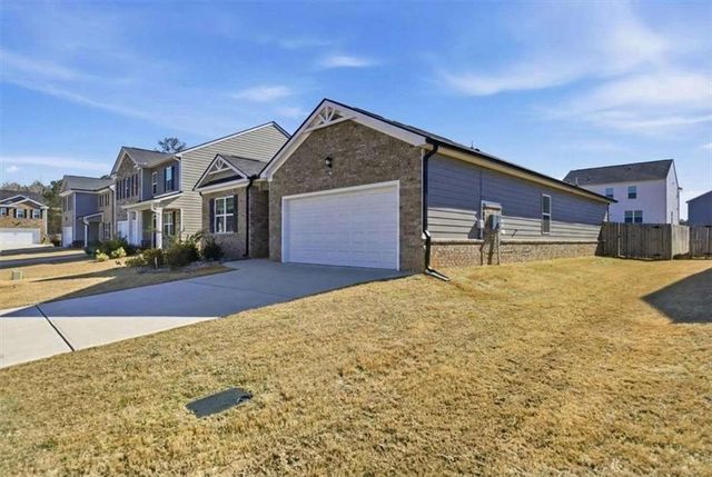 725 Whitman Lane, Stockbridge, GA 30281