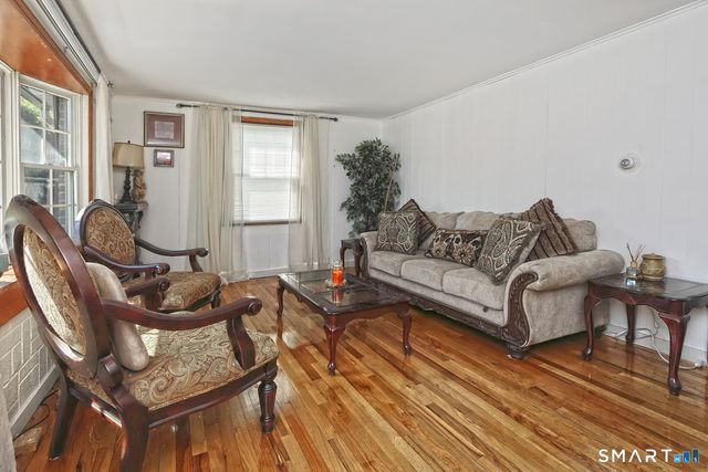 10 Glenmoor Drive, East Haven, CT 06512