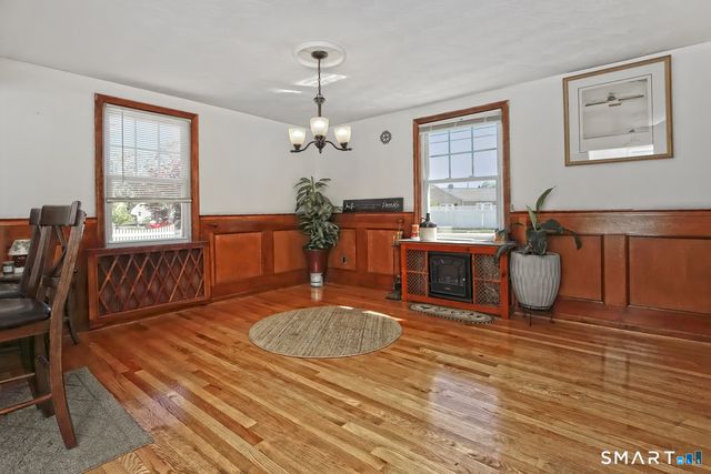 10 Glenmoor Drive, East Haven, CT 06512