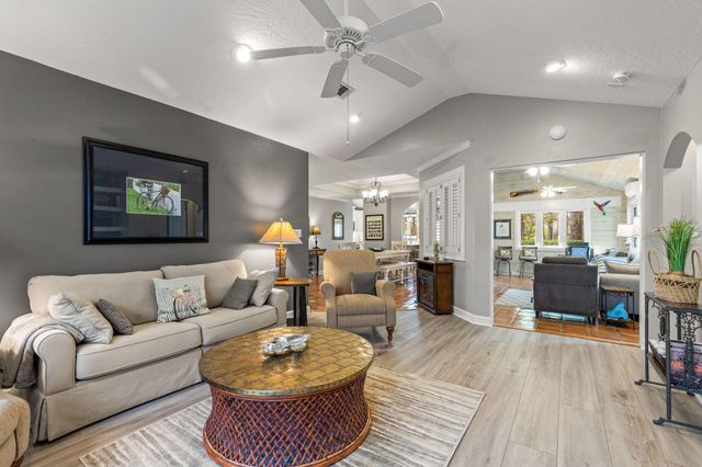 8836 Saint Andrews Drive, Sandestin, FL 32550