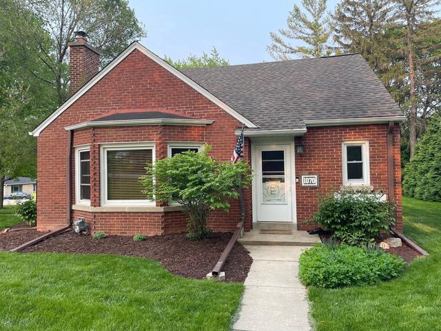 1070 Wilson DRIVE, Brookfield, WI 53005
