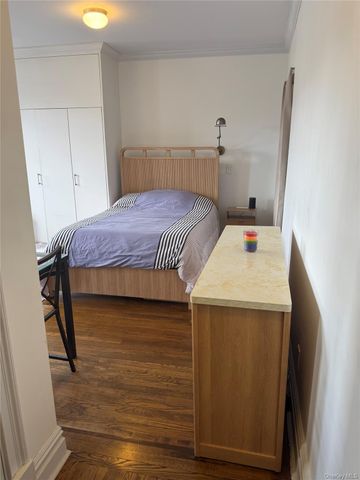 42-22 Ketcham Street D11, Elmhurst, NY 11373