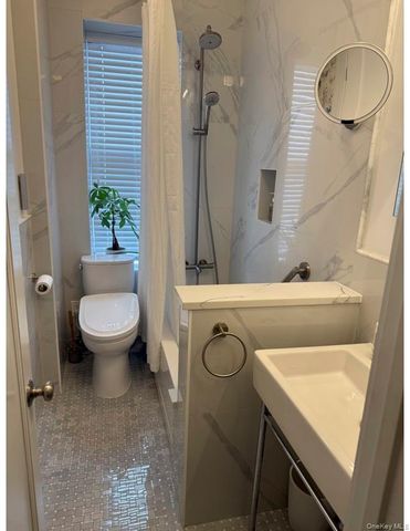42-22 Ketcham Street D11, Elmhurst, NY 11373