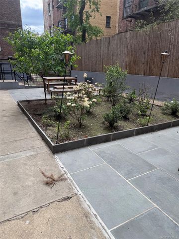 42-22 Ketcham Street D11, Elmhurst, NY 11373