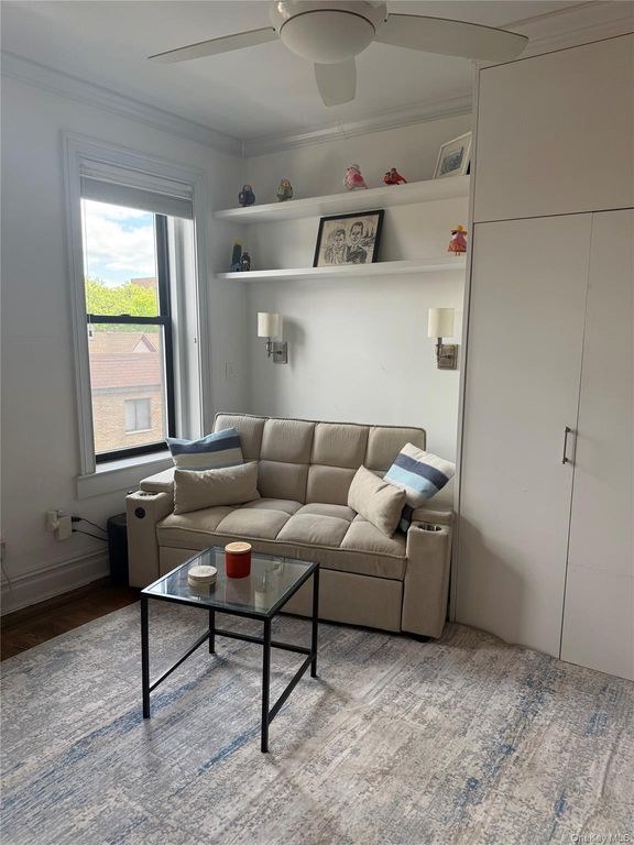 42-22 Ketcham Street D11, Elmhurst, NY 11373